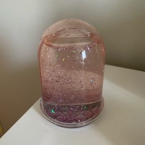 Polaroid picture frame snow globe